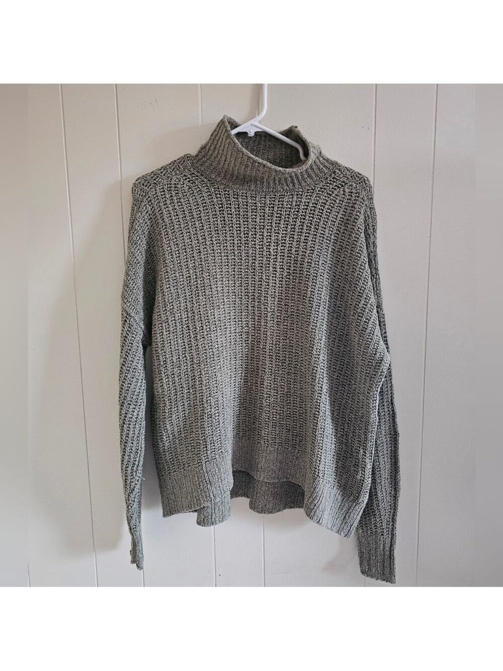 American Eagle Chunky Oversized Mock Neck Sweater